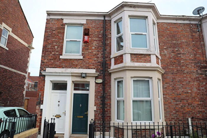 2 Bedroom Maisonette To Rent In Hartington Street, Newcastle Upon Tyne, NE4