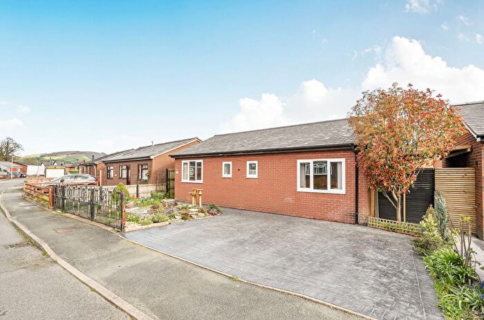 2 Bedroom Bungalow For Sale In Caeglas, Welshpool, Powys, SY21