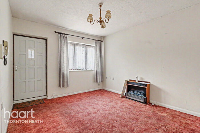 1 Bedroom Terraced Bungalow For Sale In Bletchingley Close, Thornton Heath, CR7