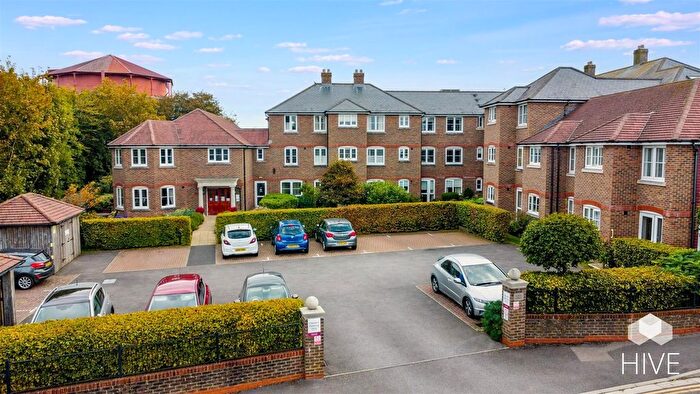 2 Bedroom Flat For Sale In Barnes Lodge, Wessex Road, Dorchester, DT1