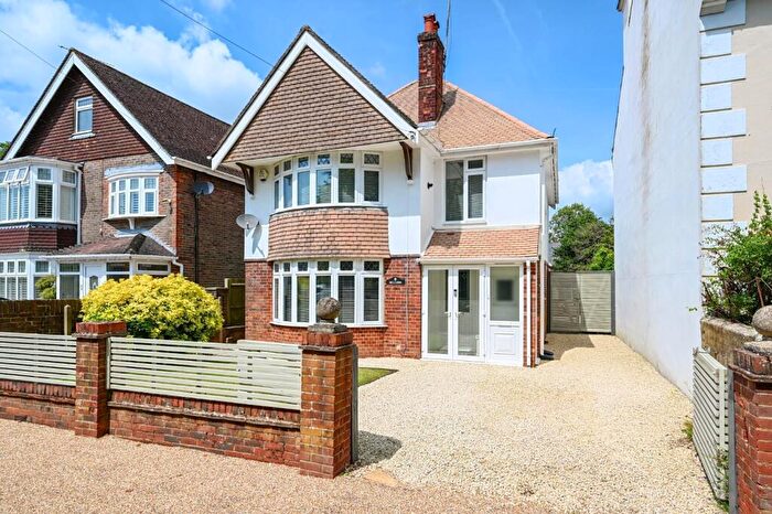 3 Bedroom House For Sale In Cagefoot Lane, Henfield, BN5