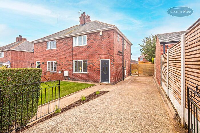 3 Bedroom Semi-Detached House For Sale In Wentworth Road, Darton, Barnsley, S75