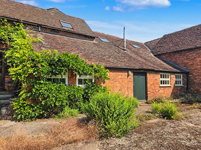 2 Bedroom Barn Conversion To Rent In Newhouse Farm, Mamble, Kidderminster, DY14