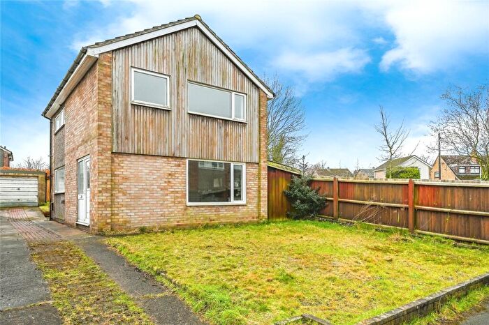 3 Bedroom Detached House For Sale In Malin Close, Hale Village, Liverpool, Cheshire, L24