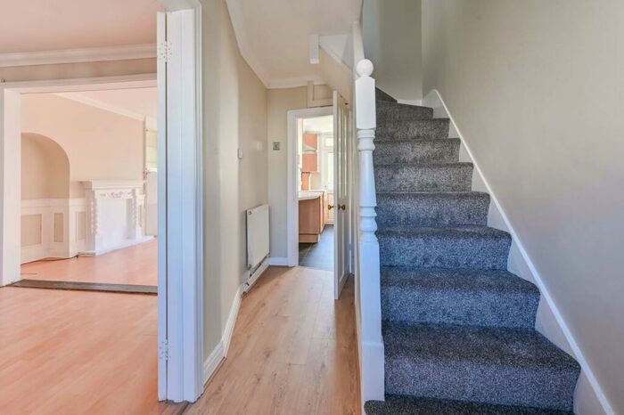 3 Bedroom Terraced House To Rent In Worcester Close, Mitcham, CR4