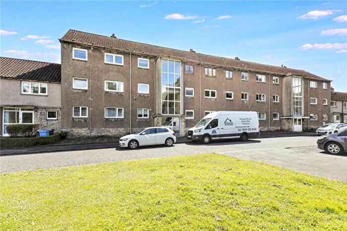 2 Bedroom Flat For Sale In Balbirnie Avenue, Markinch, Glenrothes, Fife, KY7