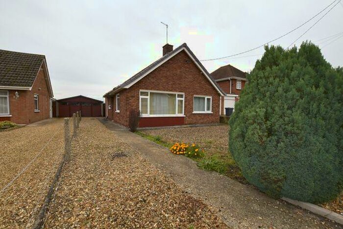 2 Bedroom Detached Bungalow To Rent In Guntons Road, Newborough, Peterborough, PE6