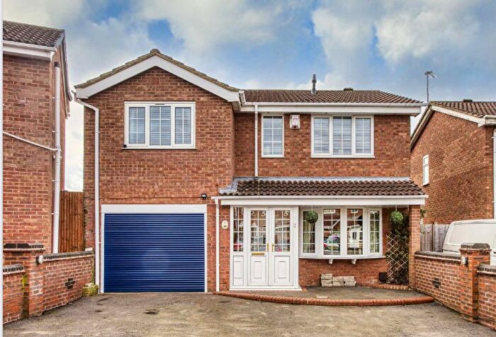 4 Bedroom Detached House For Sale In Snipe Close, Wolverhampton, WV10