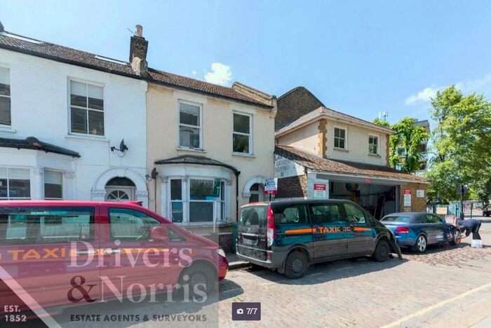 4 Bedroom Semi-Detached House To Rent In Agar Grove, Camden, NW1