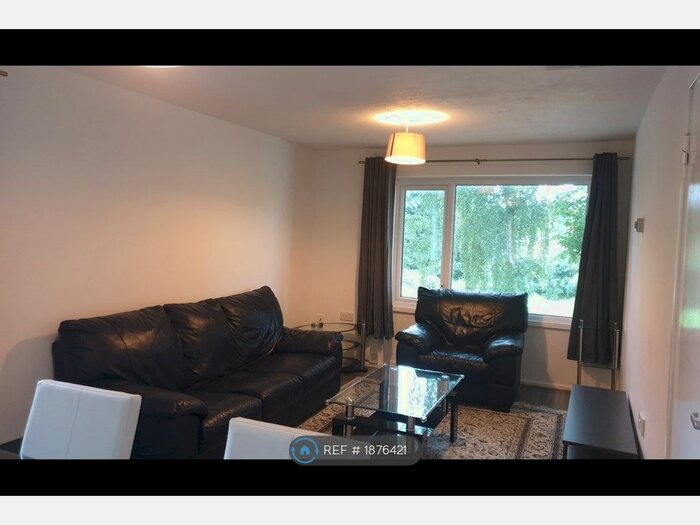 2 Bedroom Flat To Rent In Bullace Croft, Birmingham, B15