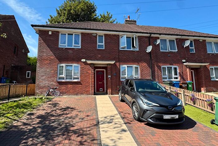 2 Bedroom Apartment For Sale In Curzon Road, Kirkholt, Rochdale, Greater Manchester, OL11