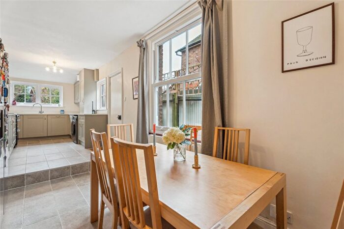 3 Bedroom Terraced House For Sale In Bellingdon Road, Chesham, Buckinghamshire, HP5