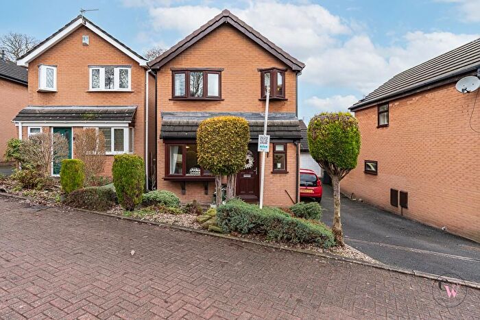 3 Bedroom Detached House For Sale In Maple Grove, Northwich, CW8