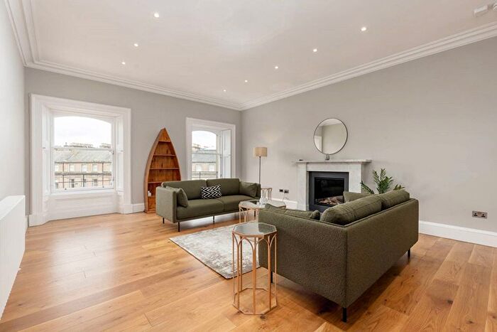 3 Bedroom Flat To Rent In Drumsheugh Gardens, West End, Edinburgh, EH3