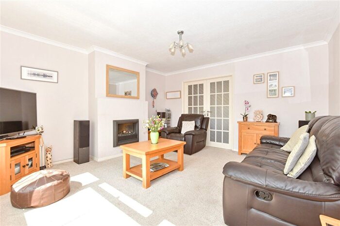 3 Bedroom End Terrace House For Sale In Church Road, New Romney, Kent, TN28