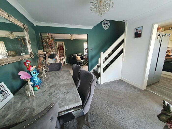 3 Bedroom Terraced House For Sale In Long Drive, Gosport, PO13