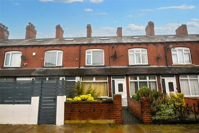 3 Bedroom Terraced House To Rent In Cross Flatts Terrace, Leeds, West Yorkshire, LS11