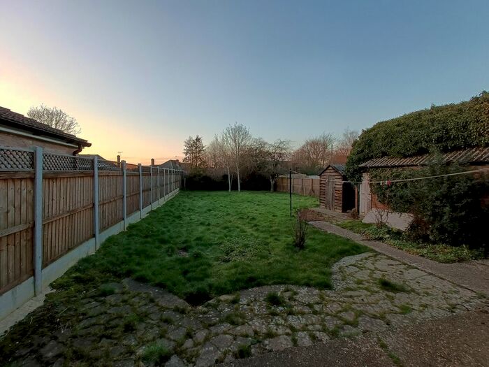 2 Bedroom Property To Rent In London Road, Braintree, CM77