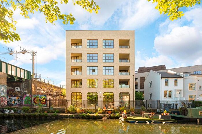 1 Bedroom Flat For Sale In Stanton Walk, Regents Canal, E2