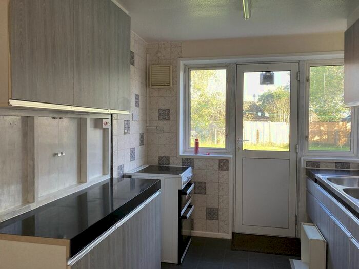 3 Bedroom Semi-Detached House To Rent In Bader Drive, Bicester, Oxfordshire OX25