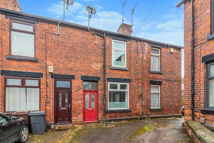 2 Bedroom Terraced House To Rent In Holme Close, Sheffield, South Yorkshire, S6