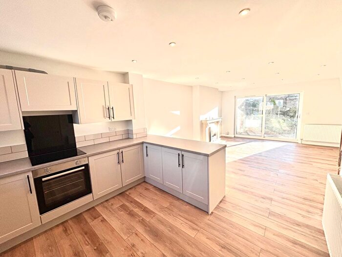 3 Bedroom Property To Rent In Middle Hay Place, Sheffield, S14