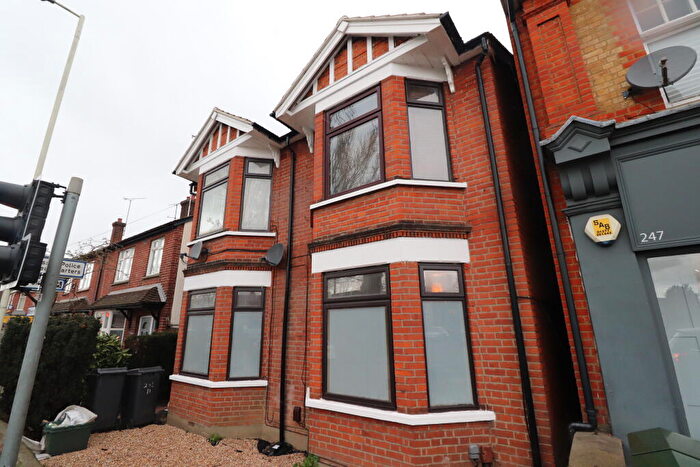 2 Bedroom Maisonette To Rent In Springfield Road - Chelmsford, CM2