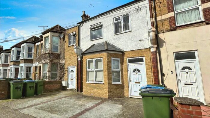 3 Bedroom Maisonette To Rent In Abbey Wood Road, London, SE2