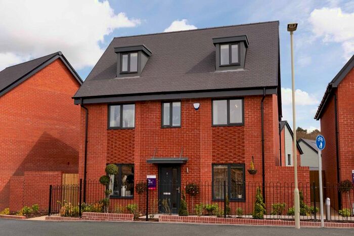 5 Bedroom Detached House For Sale In "The Felton - Show Home - Plot " At Woodlands Chase, Curbridge Way, Whiteley, SO30