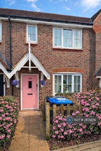 2 Bedroom Terraced House To Rent In Highbank, Haywards Heath, RH16