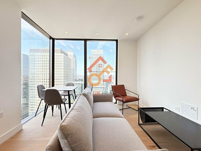 1 Bedroom Flat To Rent In Harcourt Tower, Marsh Wall, London, E14