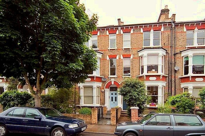 3 Bedroom Maisonette To Rent In Archibald Road, Tufnell Park, N7