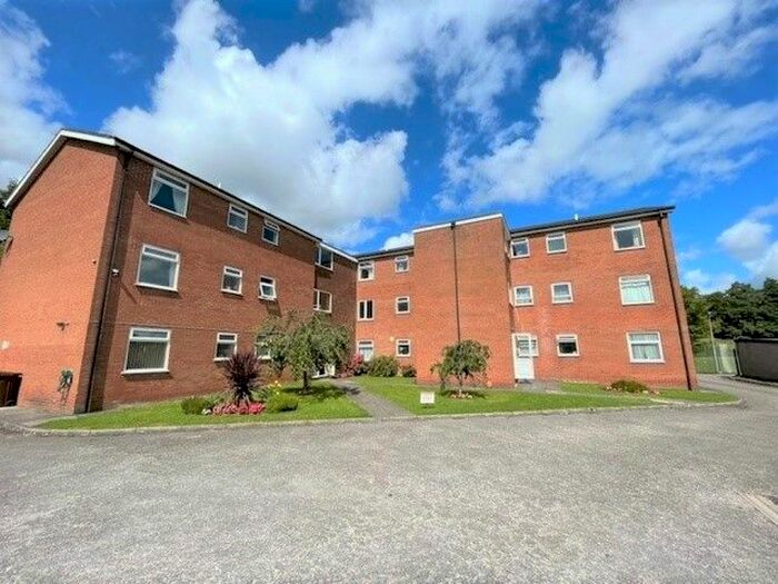 2 Bedroom Flat To Rent In Ashworth Court, Preston, PR1