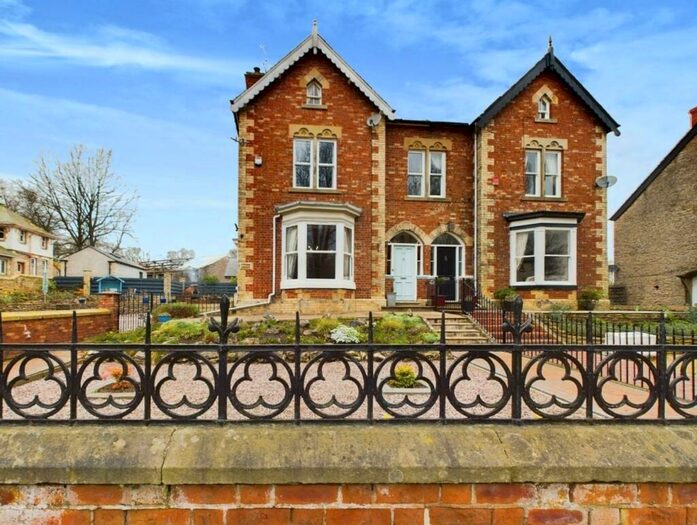 5 Bedroom Semi-Detached House For Sale In South Road, Kirkby Stephen, CA17