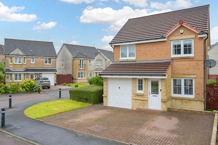 3 Bedroom Detached House For Sale In Crawhall Place, Larbert, FK5