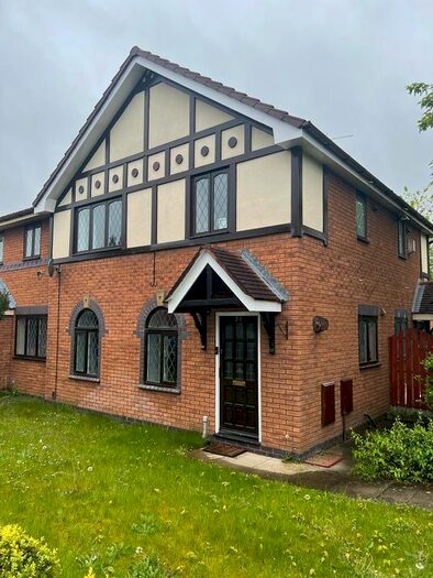 2 Bedroom Semi-Detached House To Rent In Osborne Close, Ettiley Heath, Sandbach, CW11