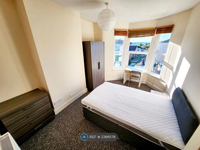 5 Bedroom Terraced House To Rent In Ridgeway Road, Bristol, BS16