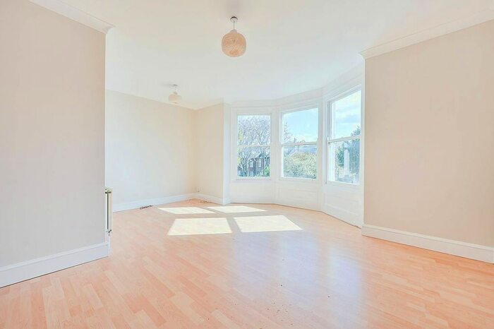 2 Bedroom Flat To Rent In Creffield Road, Ealing, London, W5