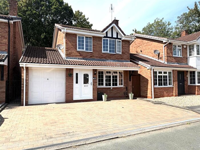 3 Bedroom Detached House For Sale In The Shrubbery, Brereton, Rugeley, WS15