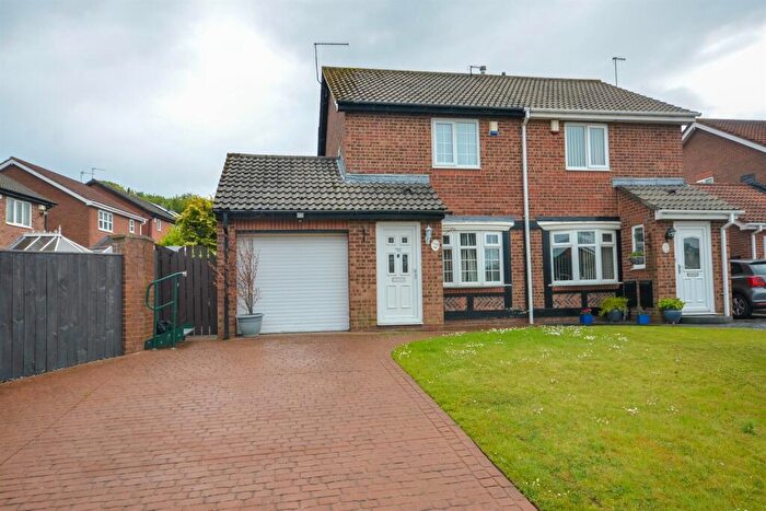 2 Bedroom Semi-Detached House To Rent In Beaconside, South Shields, NE34