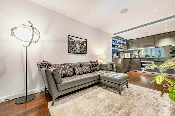 2 Bedroom Flat To Rent In Carnwath Road, London, SW6