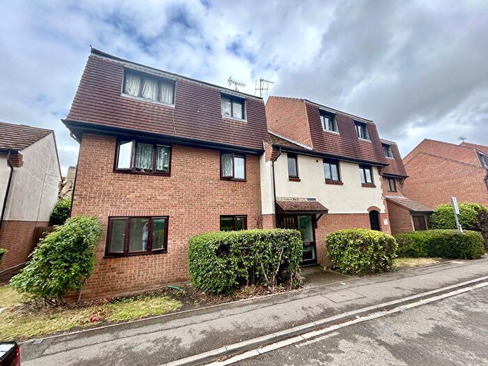 1 Bedroom Flat To Rent In Victoria Street, Slough, SL1