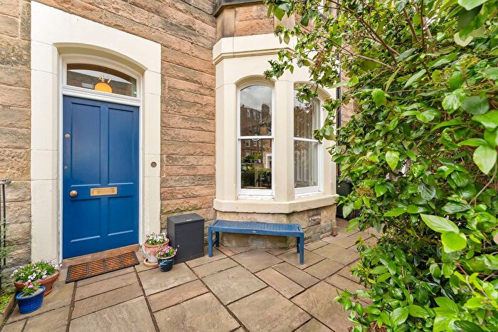 2 Bedroom Terraced House For Sale In Almondbank Terrace, Edinburgh, EH11