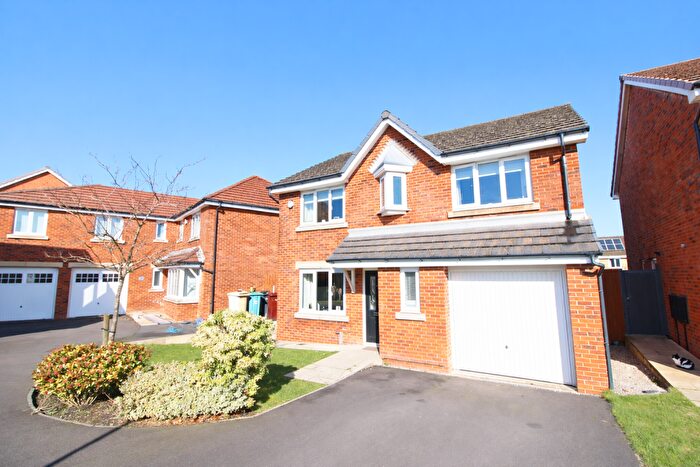 4 Bedroom Detached House For Sale In Salisbury Avenue, Bolton, BL1