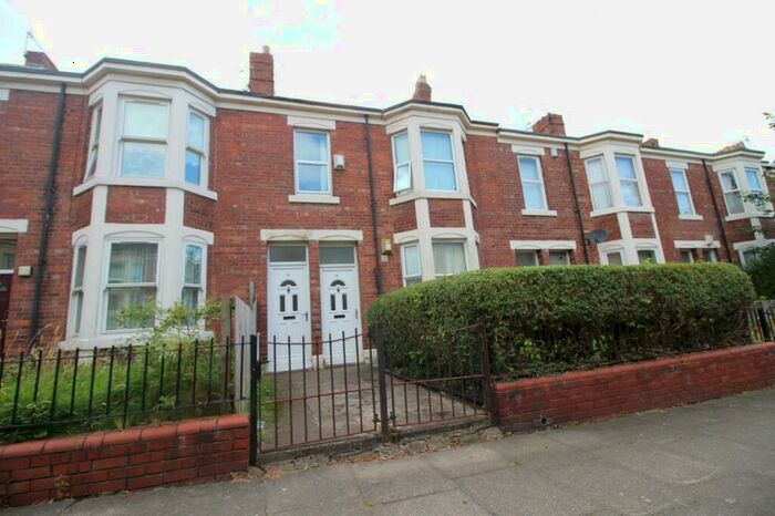 2 Bedroom Flat To Rent In Fourth Avenue, Heaton, Newcastle Upon Tyne, NE6
