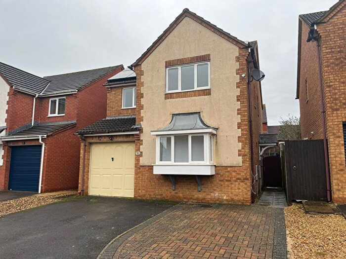 4 Bedroom Detached House To Rent In Wirral Way, Swindon, SN25