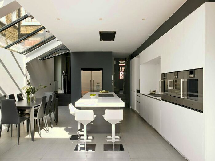 6 Bedroom Property To Rent In Niton Street, Fulham, London, SW6