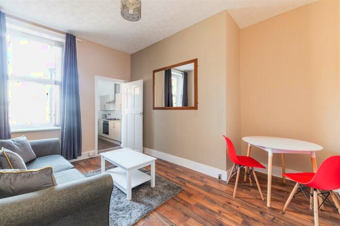 2 Bedroom Flat To Rent In Addycombe Terrace, Heaton, Newcastle Upon Tyne, NE6