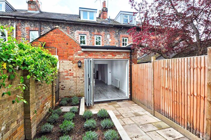 2 Bedroom Terraced House To Rent In Greys Road, Henley On Thames, RG9