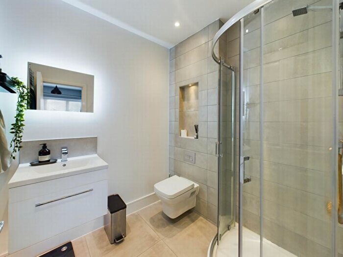 2 Bedroom Flat For Sale In Franklands Village, Haywards Heath, RH16